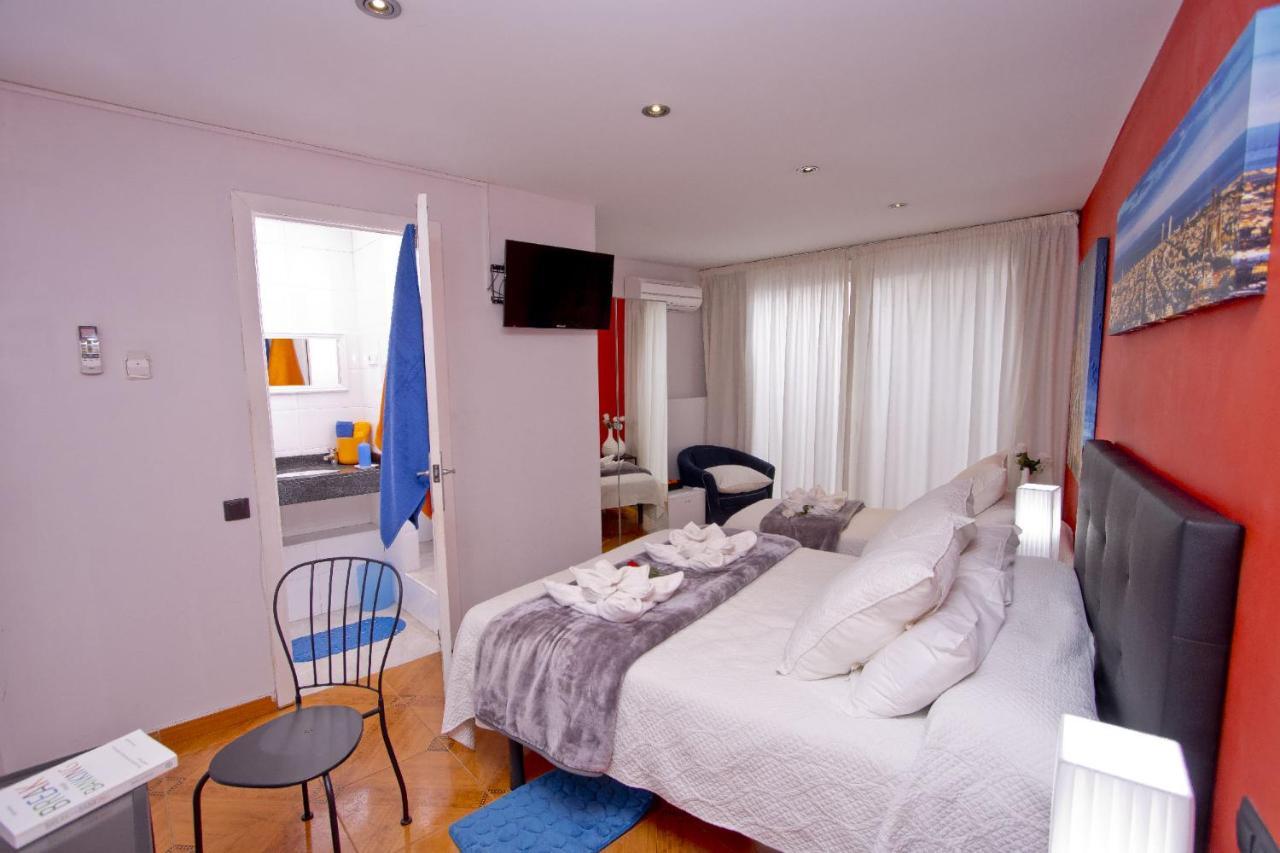 Barcelona City Centre Hostal Exterior photo