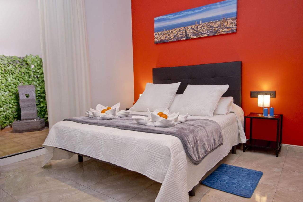Barcelona City Centre Hostal Exterior photo