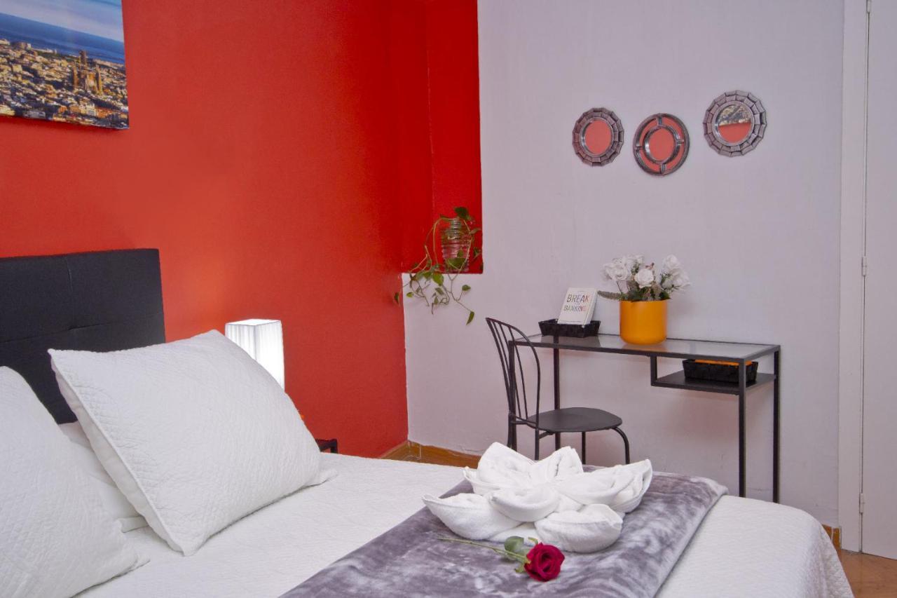 Barcelona City Centre Hostal Exterior photo