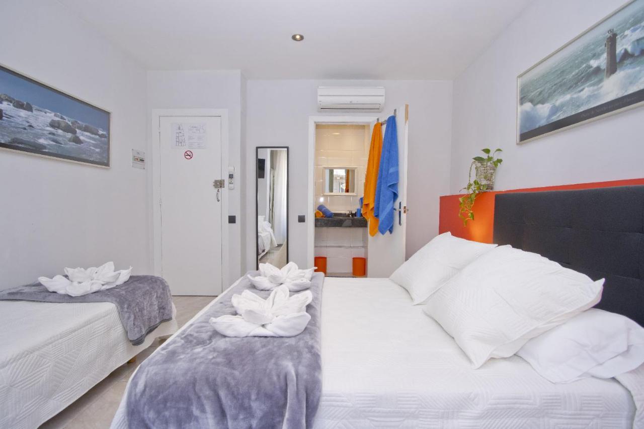 Barcelona City Centre Hostal Exterior photo